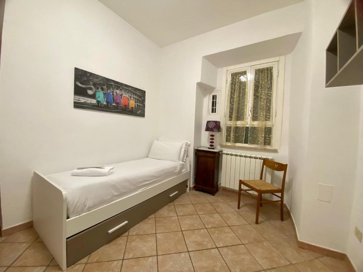 Trinity Luxury Rooms Rome Bagian luar foto