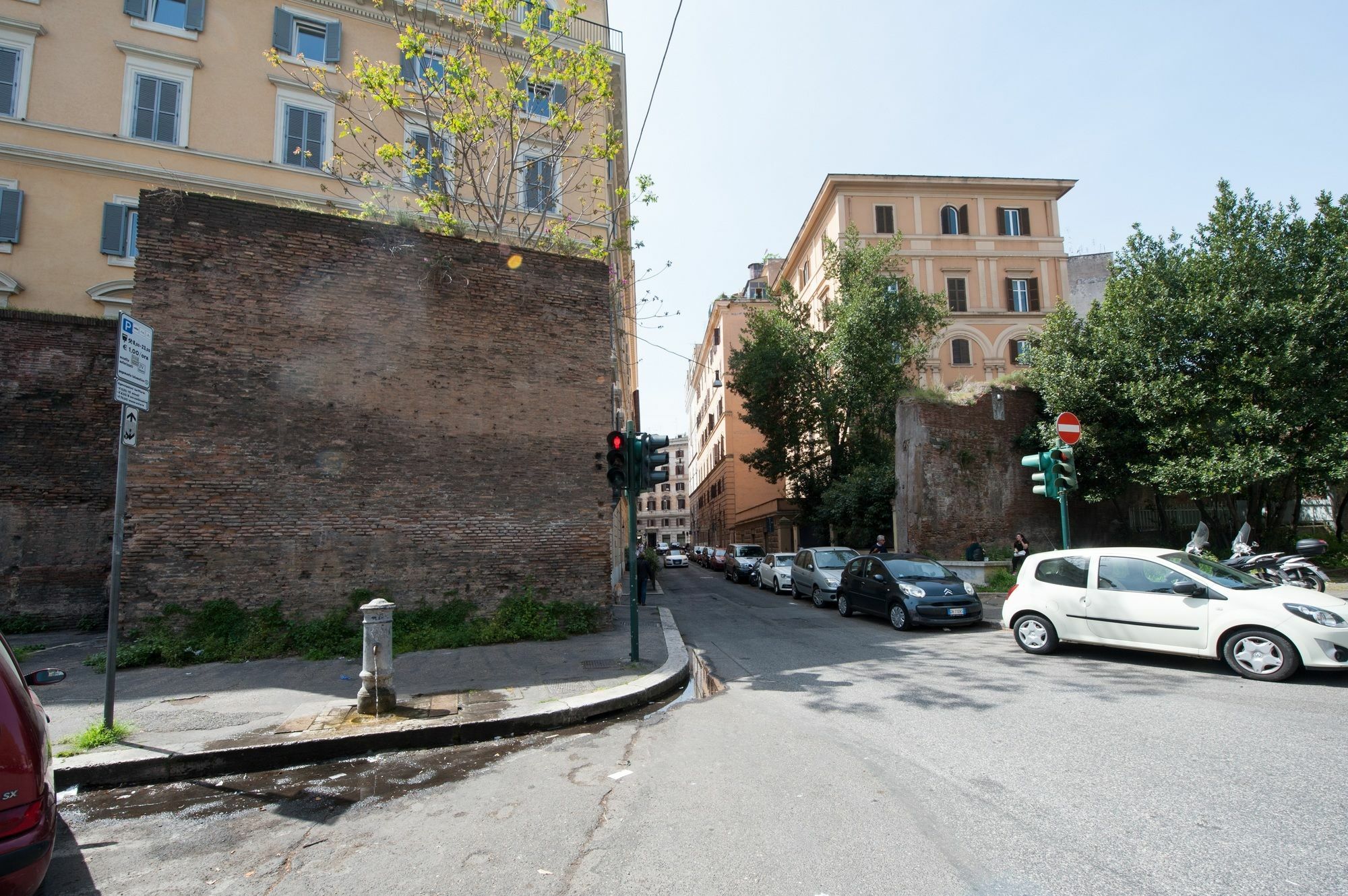 Trinity Luxury Rooms Rome Bagian luar foto